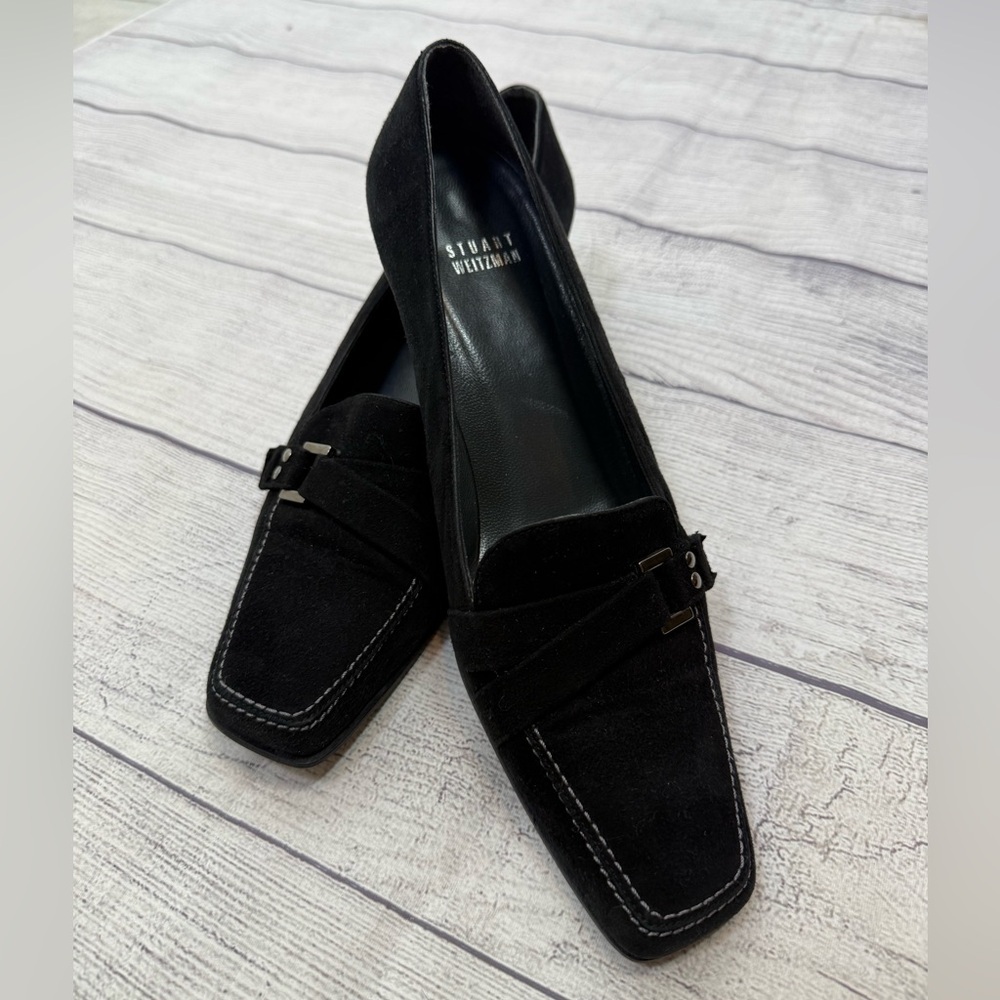 Stuart Weitzman Black Suede Kitten Heel Loafers Size 8 Classic Chic - Picture 9 of 16